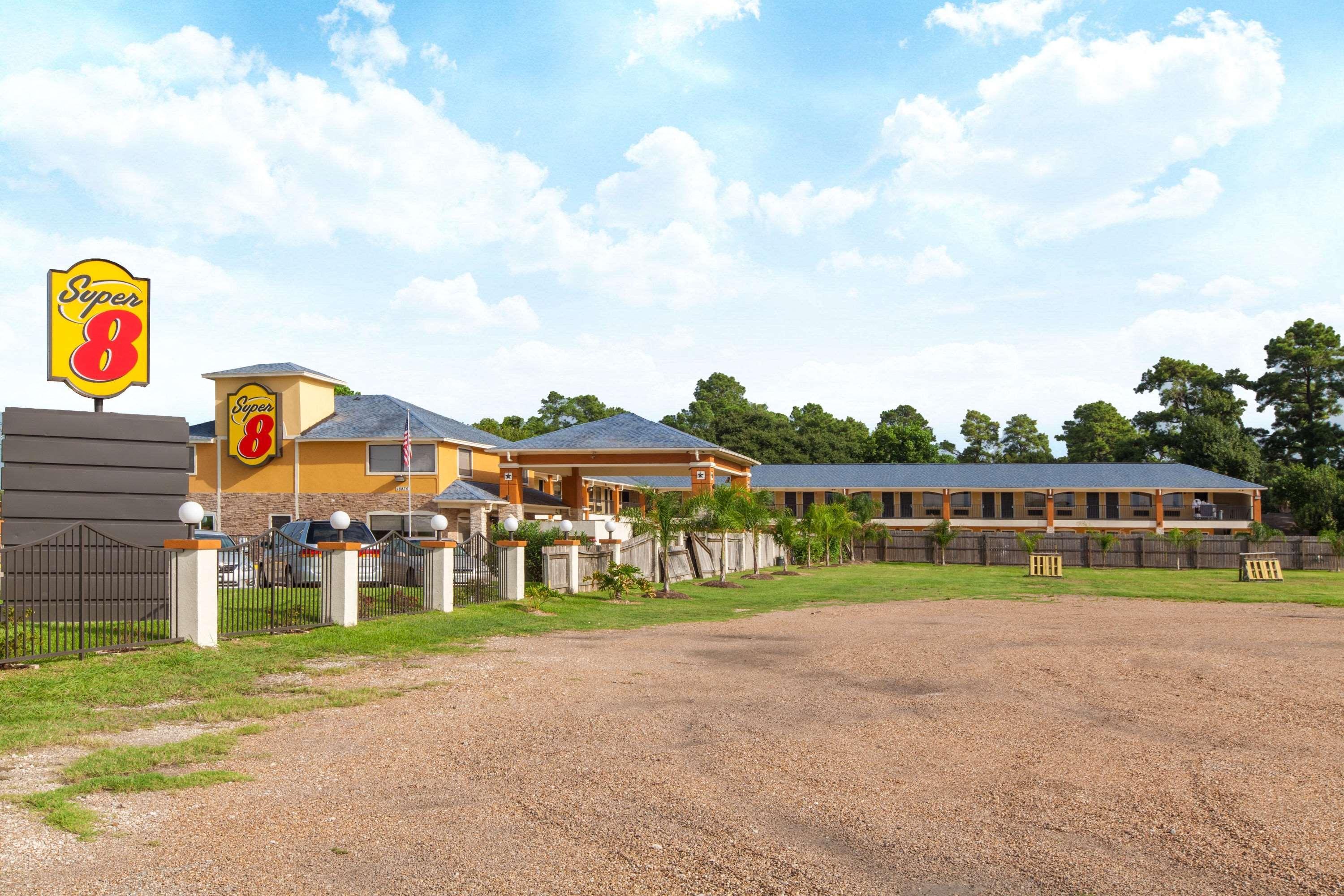 Super 8 By Wyndham Houston/Willowbrook Hwy 249 Luaran gambar